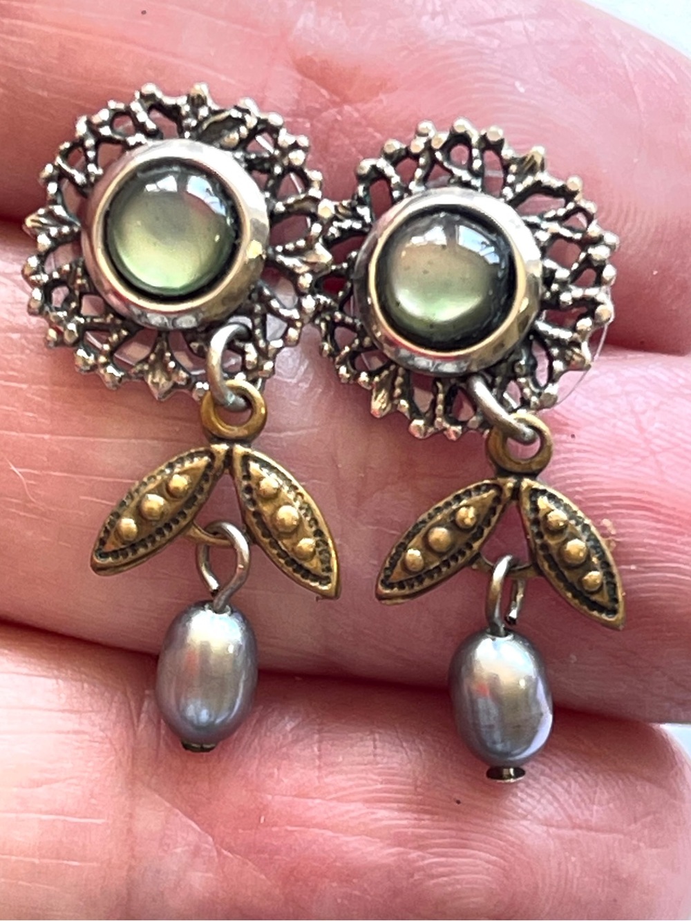 Vintage Delicate Mixed Metals Freshwater Pearl Glass Filigree Leaves Earrings
